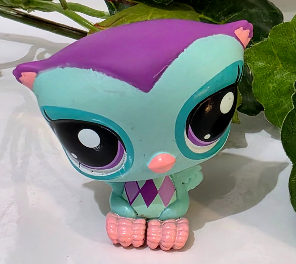 Littlest Pet Shop Surprise Box Series 3 G7 # 137 Teal & Purple Owl (Exotic)